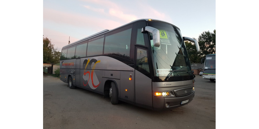 Автобус Volvo 49 місць